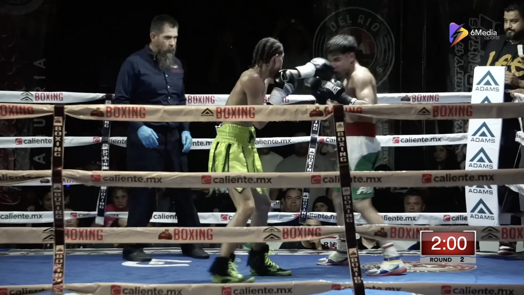 ÁNGEL CARRILLO VS TYRONE JAMES